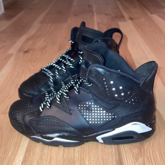 AIR JORDAN 6 RETRO 'BLACK CAT' - Picture 1 of 5